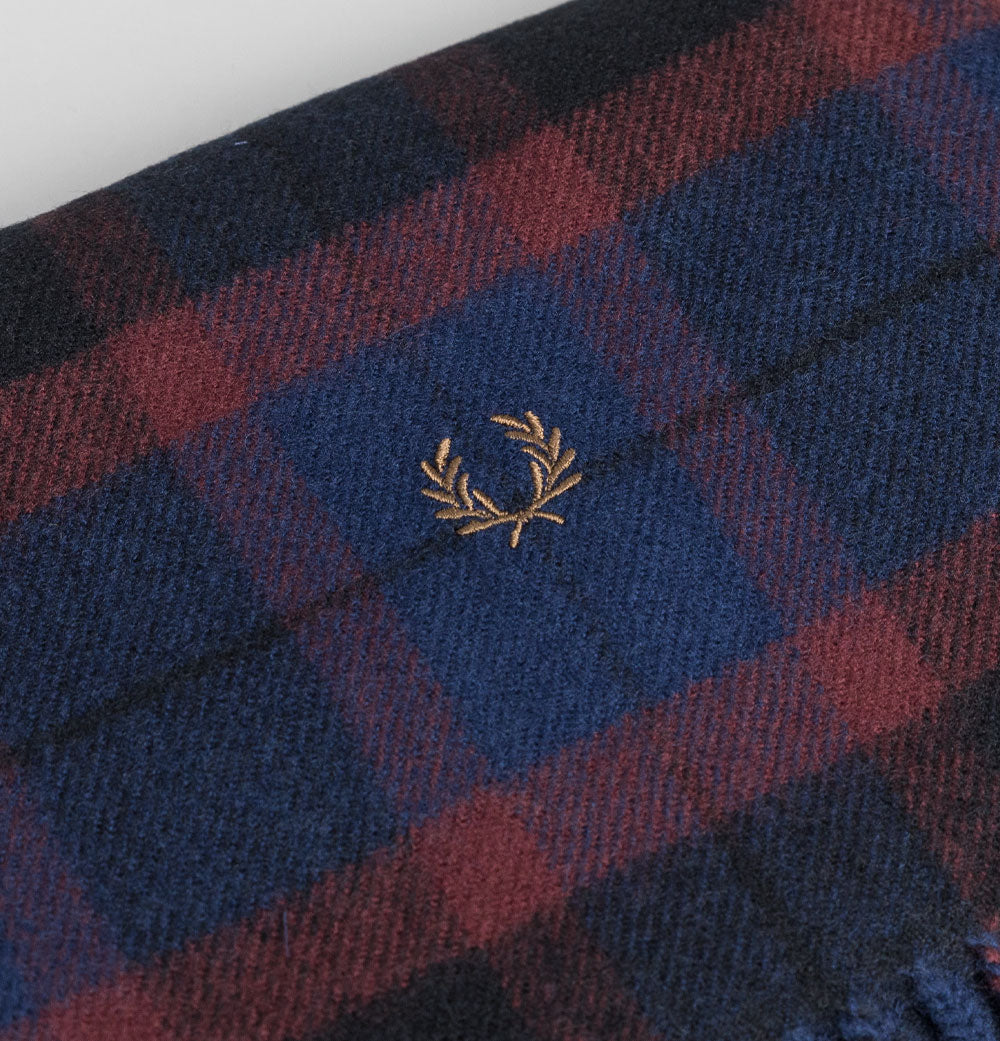 小物 Fred Perry Brushed Wool Tartan Scarf Buy Men Maroon Brushed Wool Tartan Scarf Online at The