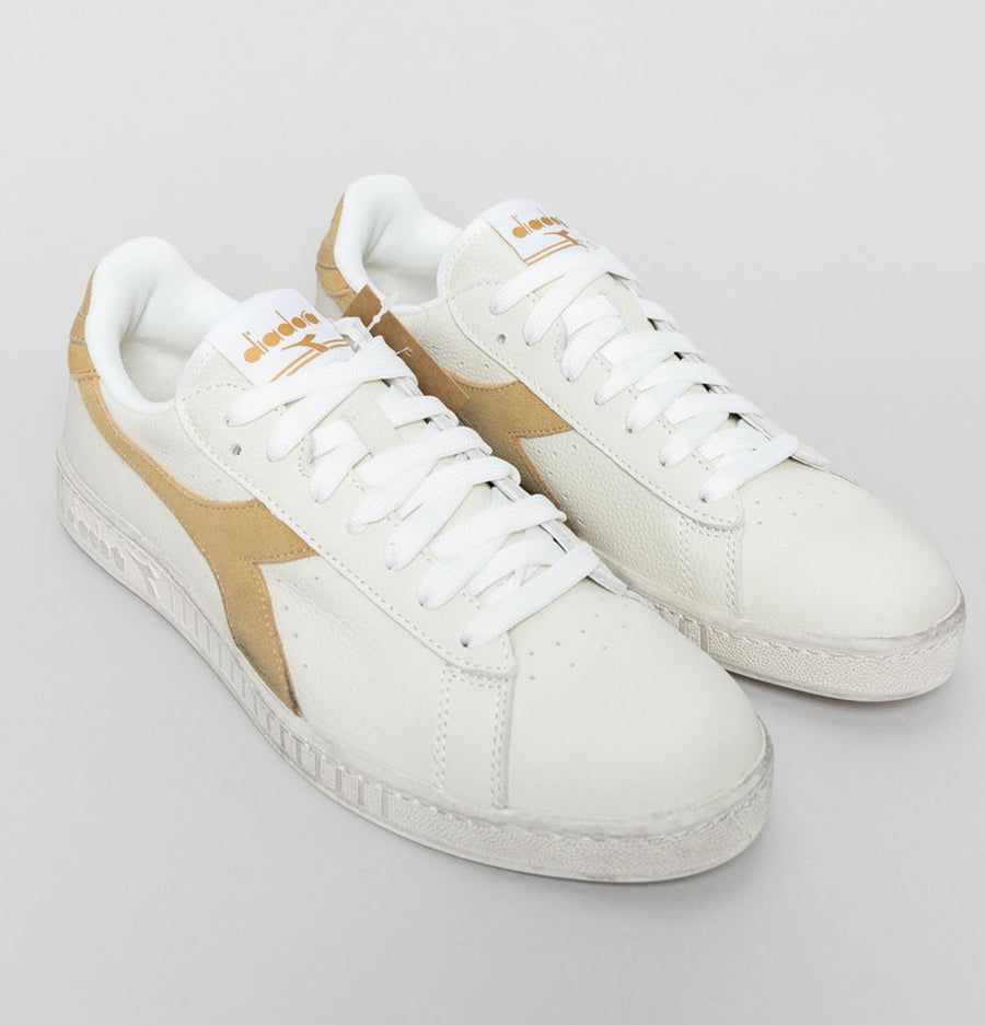 Diadora Game L Low Waxed Suede Pop Trainers White/Latte