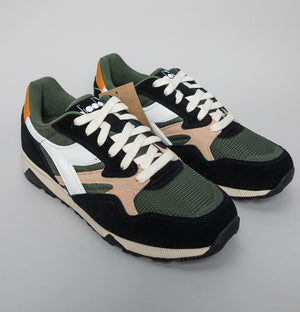 Diadora N902 Trainers Kombu Green/Black