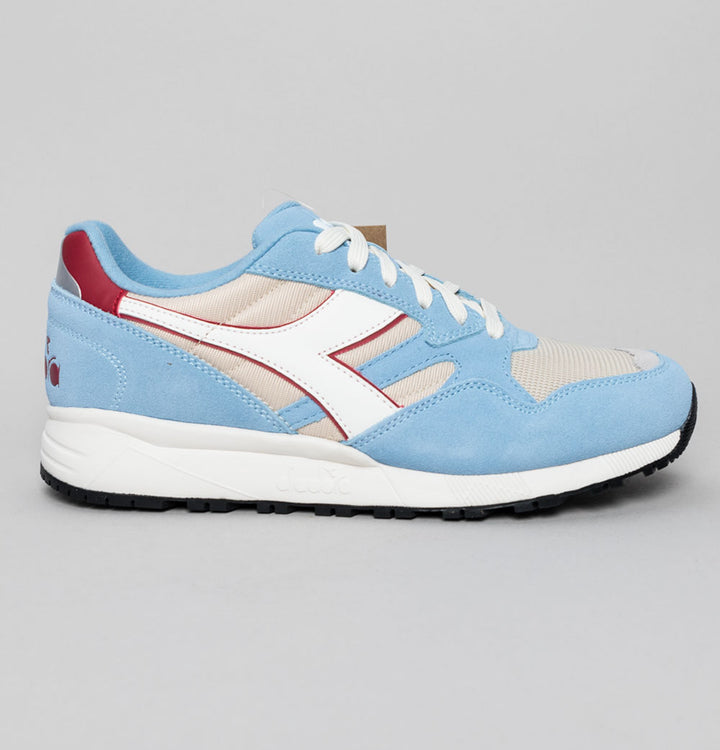 Diadora N902 Trainers Oyster Grey/Dusk Blue