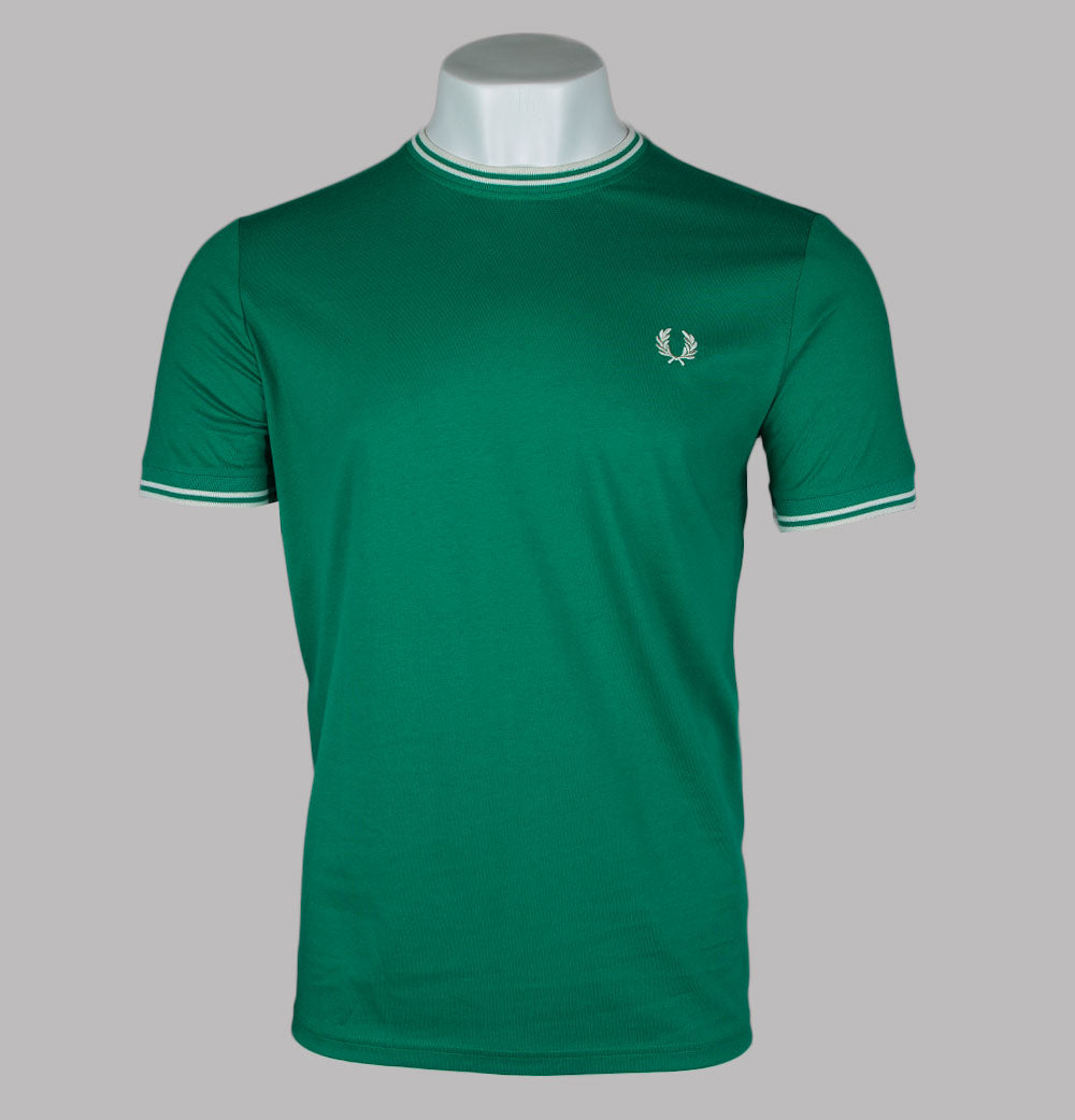 Tシャツ・カットソー FRED PERRY Men T Shirts FPM458054 X88 GREEN Twin Tipped T-Shirt - Court Green / Honeycomb | Men's T