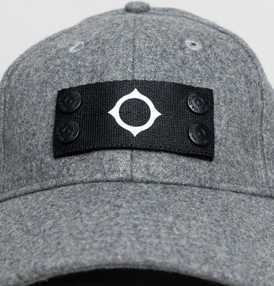 Ma.Strum Wool Badge Cap Battleship Grey