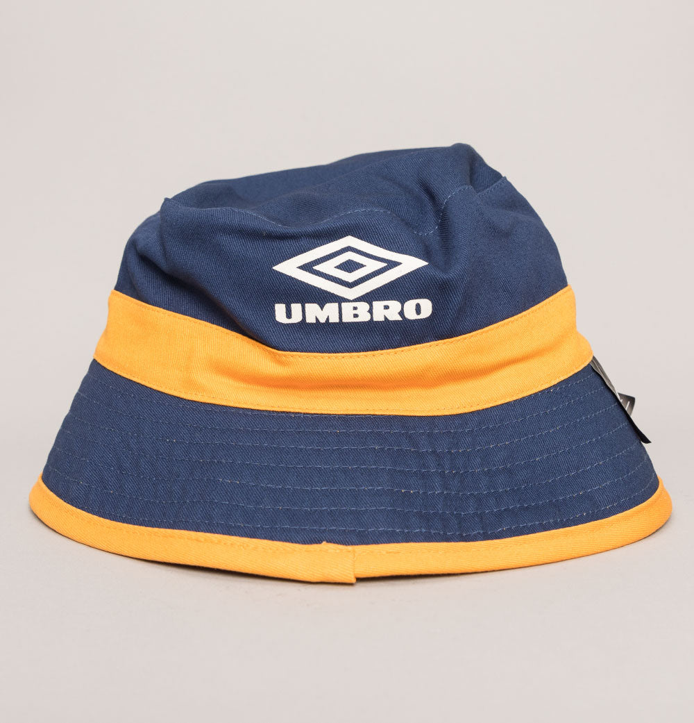 umbro アンブロ ICONIC BUCKET HAT